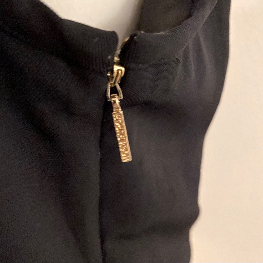 Tory Burch sleeveless scalloped top, black, size 10 - Picture 8 of 10